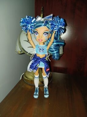 Rainbow High Skyler Bradshaw Cheerleader Doll - Blue